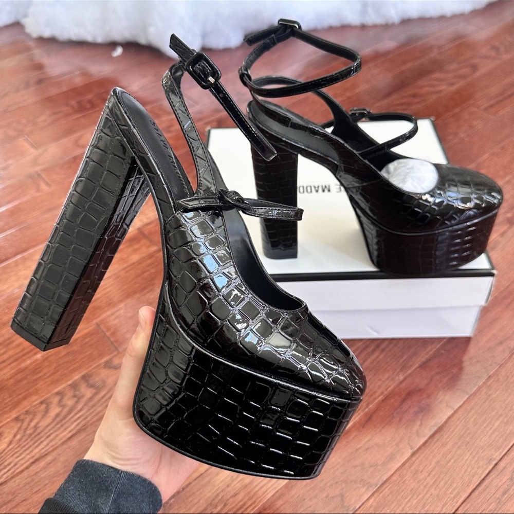 NEW Steve Madden Scotlyn Black Croc Heeled Strappy Pump Block Heels - Picture 6 of 11